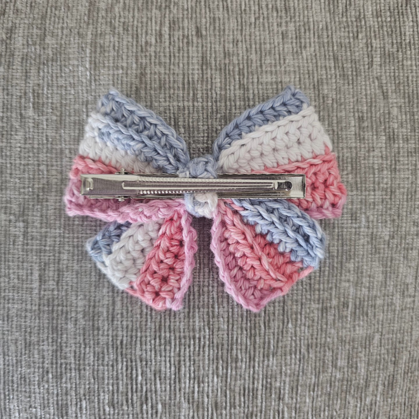 Crochet Bow with Alligator Clip