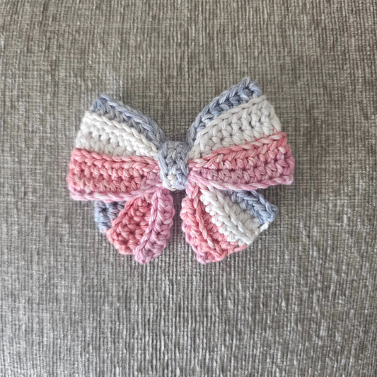 Crochet Bow with Alligator Clip